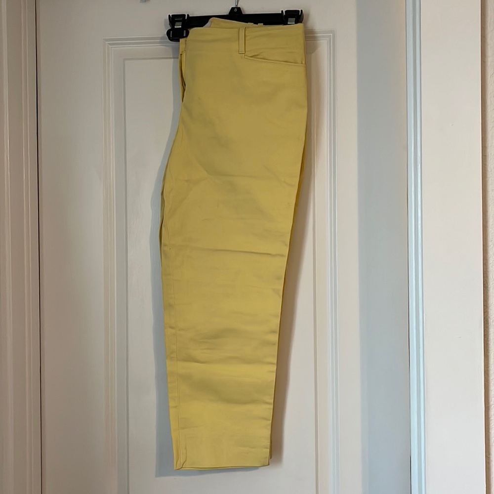 Yellow Cropped Talbot’s Pants